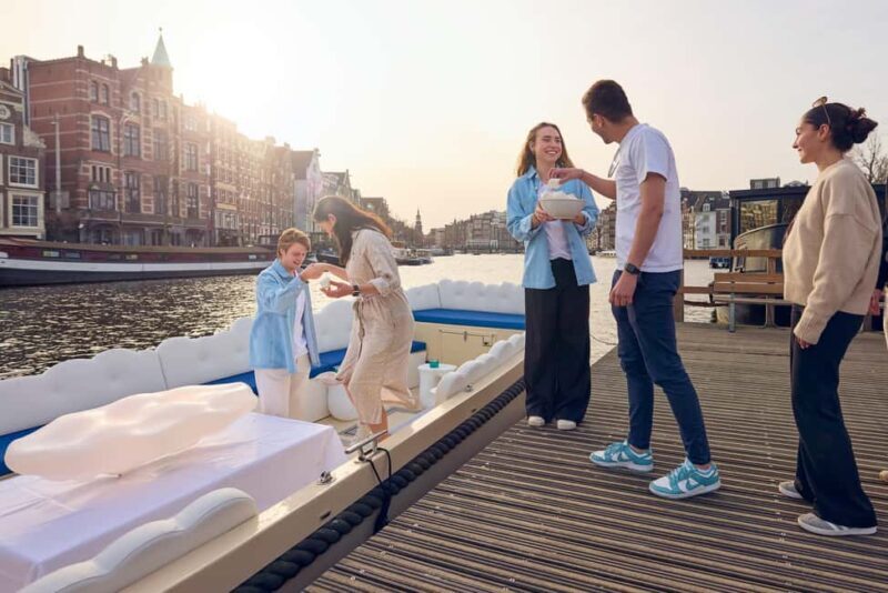 Amsterdam: Smoke Friendly Cannabis Cruise on Cloud Boat - A Deep Dive into the Cloud Boat Experience