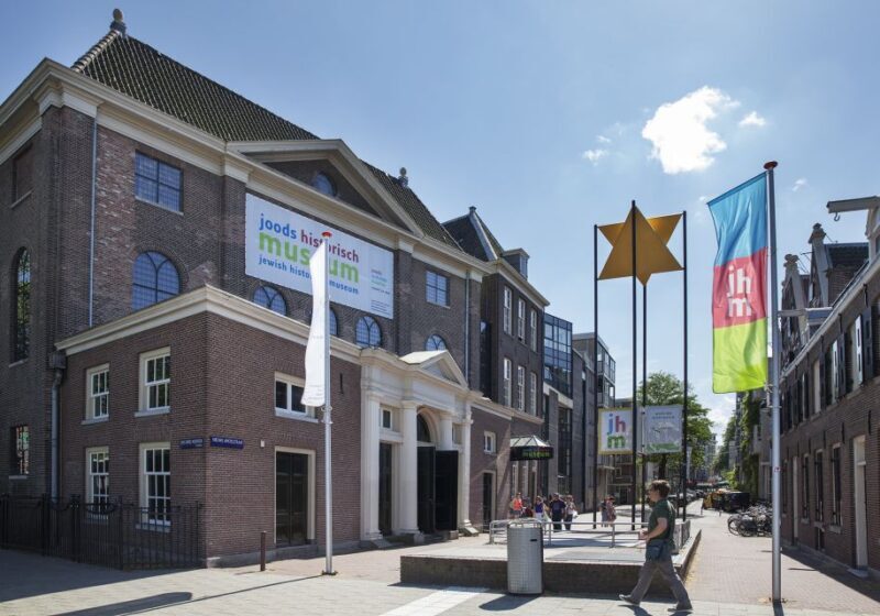 Amsterdam: Walking Tour, Jewish Museum & Synagogue Tickets - Exploring the Jewish Cultural Quarter and Anne Frank Walking Tour in Detail