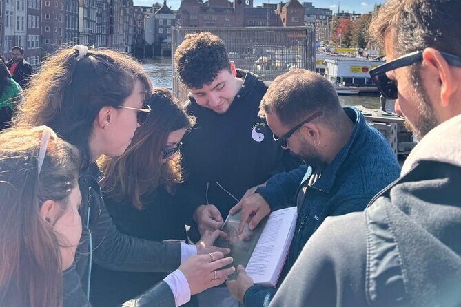 Amsterdam walking tour: WWii, Liberal Amsterdam & waterways - A Deep Dive into the Tour Experience