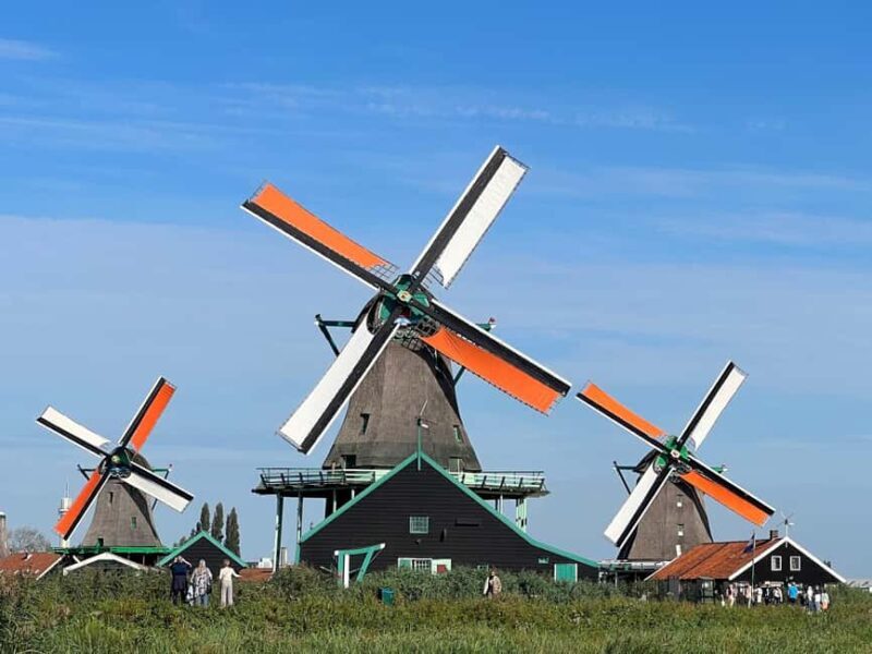 Amsterdam: Zaanse Schans and Giethoorn Guided Combo Tour - What the Tour Includes and What You Should Expect