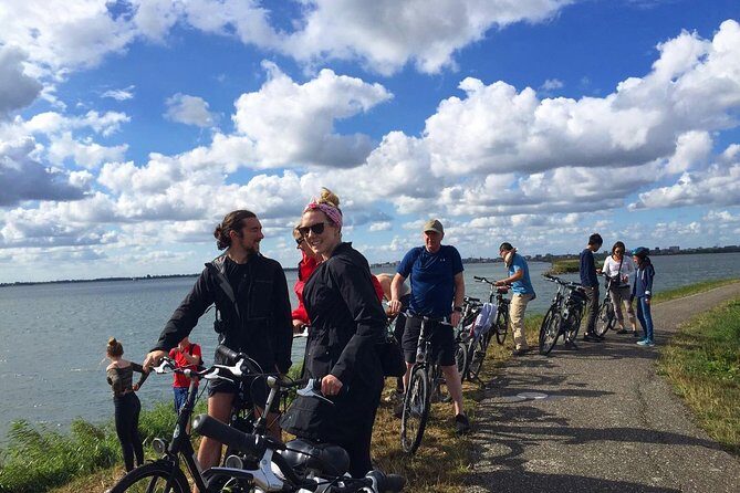 Amsterdam's Countryside Half-Day Bike Tour in Small Group - The Experience: What to Expect