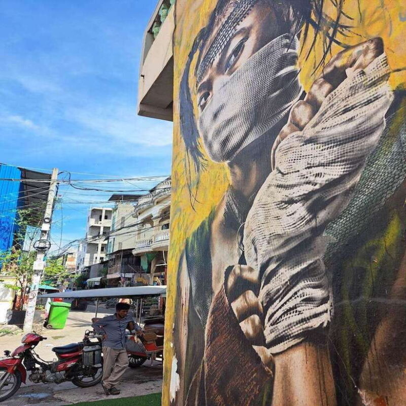 An Afternoon of Contemporary Art in Phnom Penh by Tuk Tuk - Key Points