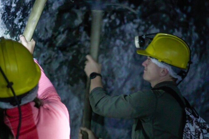 An essential Colombian Tour to Bogota, Medellin and Cartagena 8-Day - Key Points