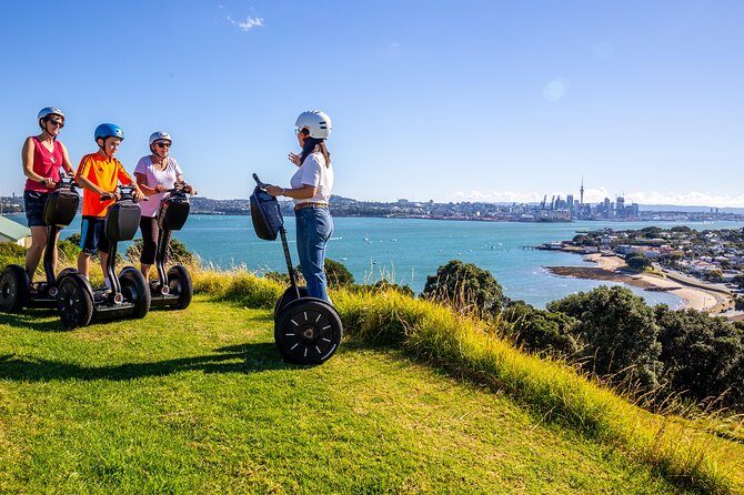 An Hour long Taste of the Segway Sensation and Sightseeing fun - Authenticity and Authentic Experiences