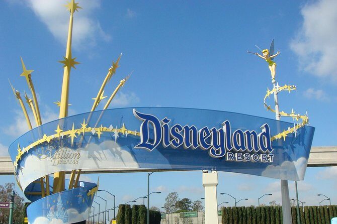 Anaheim Resort Private Transfer to or from John Wayne Airport. - The Full Experience: A Genuine Look at the Anaheim Resort Private Transfer