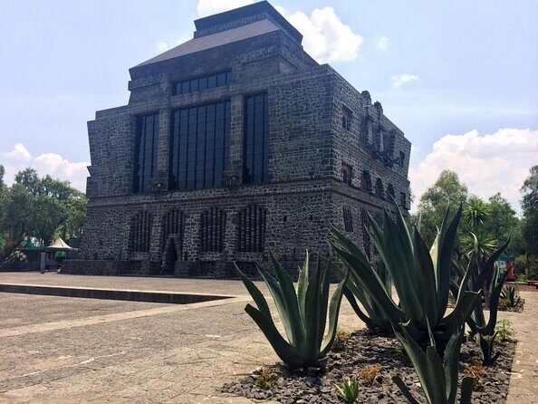 Anahuacalli Museum and Diego Rivera Studio Tour with Admission Tickets - Exploring the Artistic Heart of Mexico City: Anahuacalli Museum and Diego Rivera Studio Tour