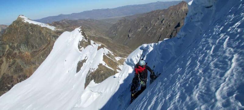 Ancash: Climbing the Nevado Huarapasca in 1 day - Key Points