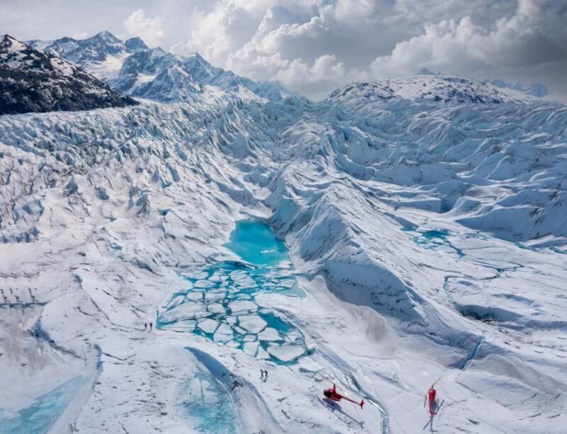 Anchorage: 90-min Flight with 2 Landings - Key Points