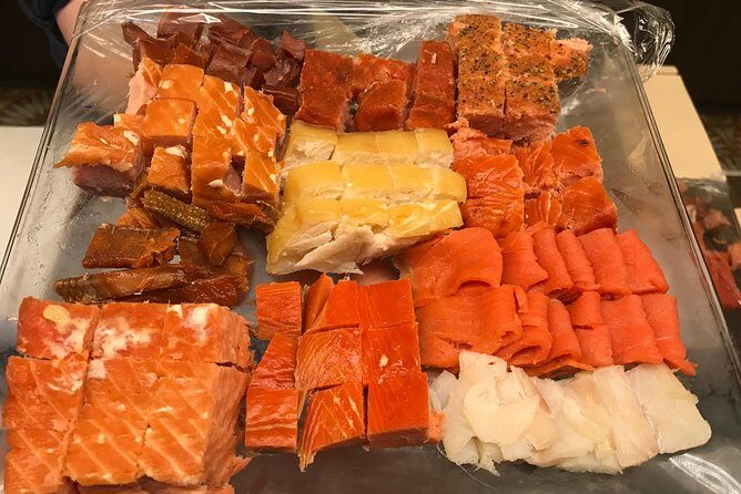 Anchorage City Tour w/ Taste of Wild Smoked Salmon & Reindeer Sausage - Key Points