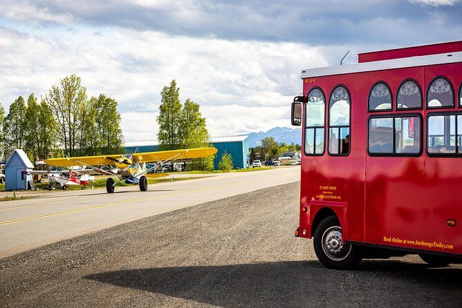 Anchorage Trolley's Deluxe City Tour - A Closer Look at the Anchorage Trolleys Deluxe City Tour