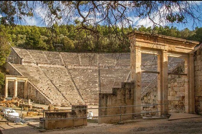 Ancient Corinth, Mycenae & snorkelling in sunken city private - FAQs