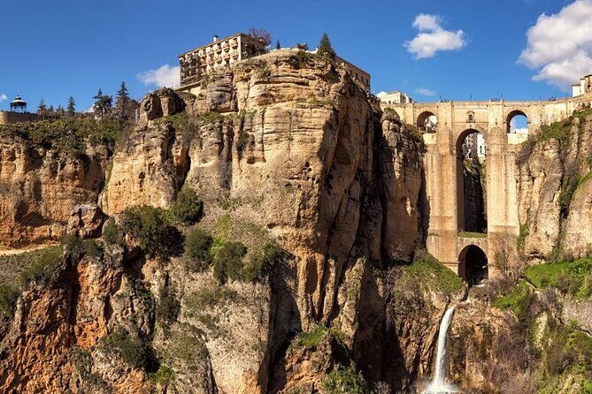 Andalucia's City Of Dreams: A Self-Guided Audio Tour of Ronda - What Makes This Tour Stand Out?