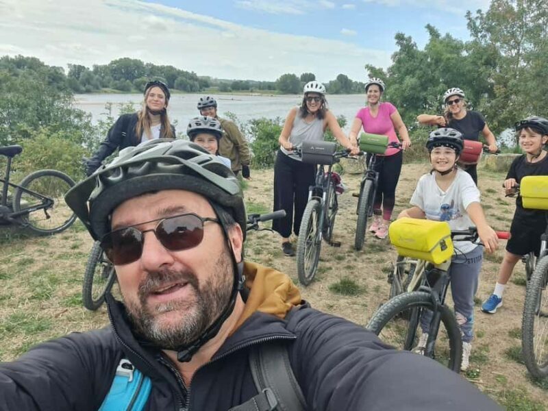 Angers: Cycling tour with wine tastings ! - An In-Depth Look at the Angers Cycling and Wine Tour