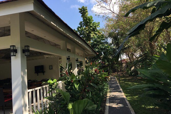 Anggrek Putih Cooking Class & Garden Tour - FAQ