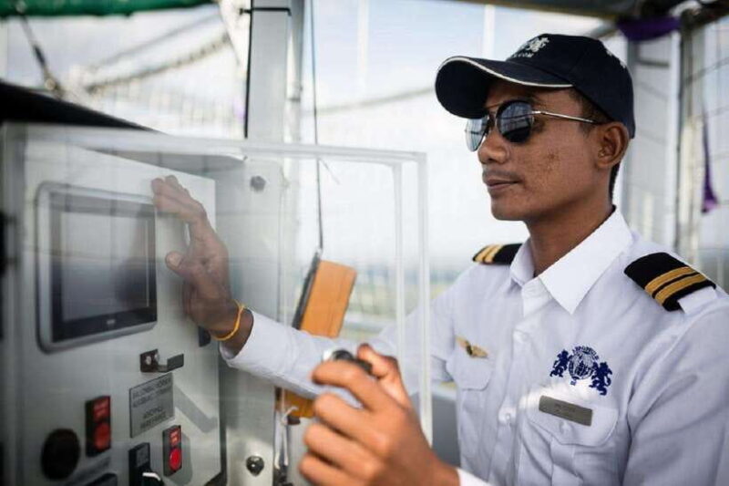 Angkor Balloon Sunrise or Sunset ride and Pick up/Drop off - Who Will Love This Experience?