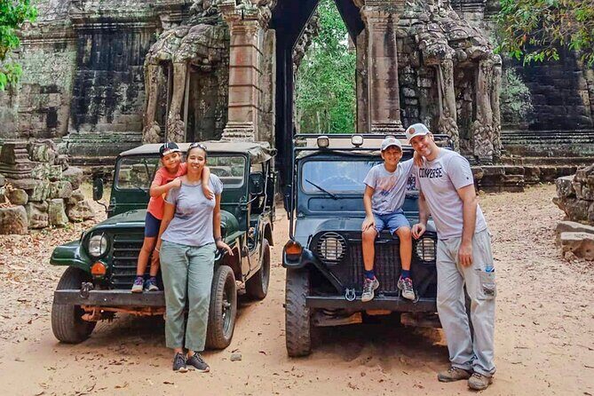 Angkor Jeep Tour Discovery - Inclusive Lunch - Exploring the Temples in a Vintage Jeep