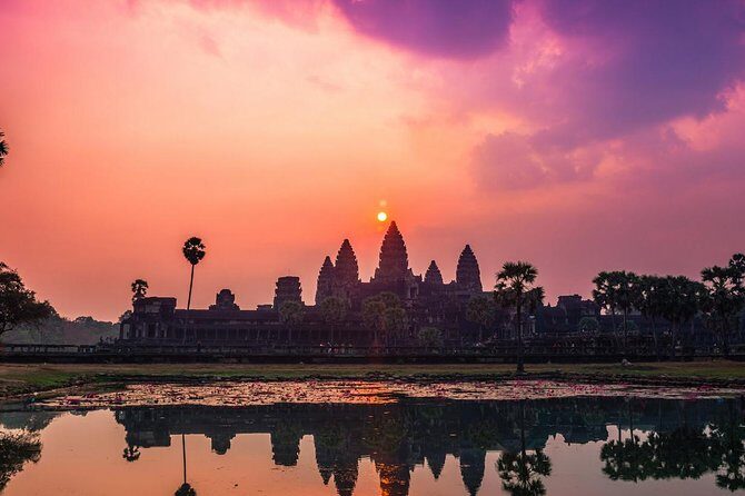 Angkor Sunrise Half-Day Tour with Private Vehicles & Tour Guide - An In-Depth Look at the Angkor Sunrise Half-Day Tour