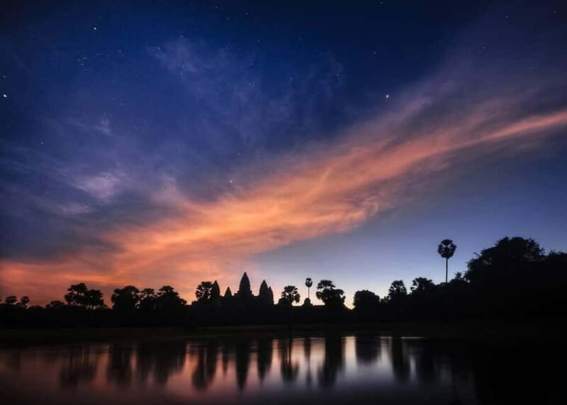 Angkor Sunrise or Sunset Tour (includes breakfast or lunch) - Who Should Consider This Tour?