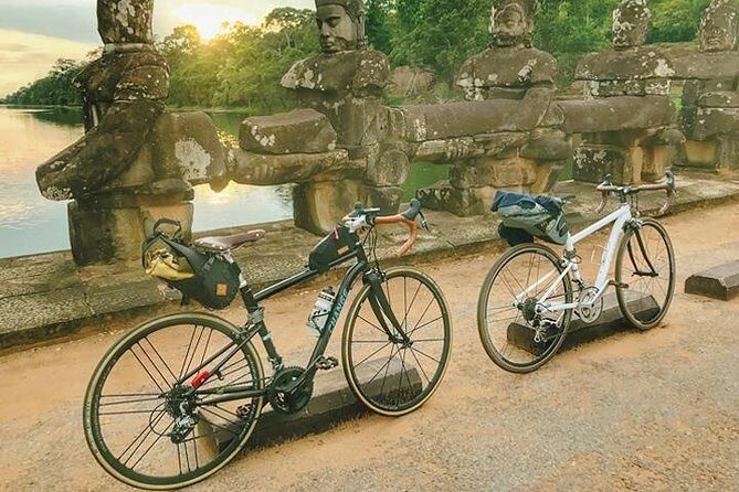 Angkor Wat & Bayon: the Smiling Temple Bike Tour - An In-Depth Look at the Angkor Wat & Bayon Bike Tour