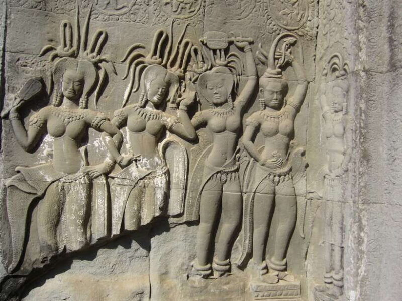 Angkor Wat Full-Day Private Tour with Sunrise - Who Would Enjoy This Tour?