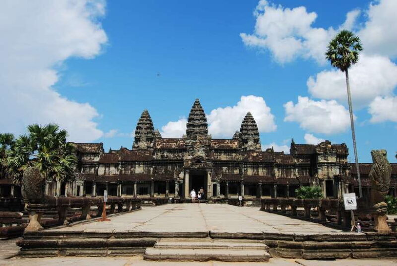 Angkor Wat Full-Day Private Tour with Sunset - An In-Depth Look at the Angkor Wat Full-Day Private Tour