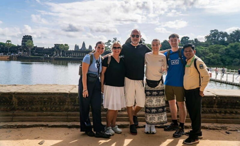 Angkor Wat: Guided Vespa Tour inclusive lunch at local house - FAQs