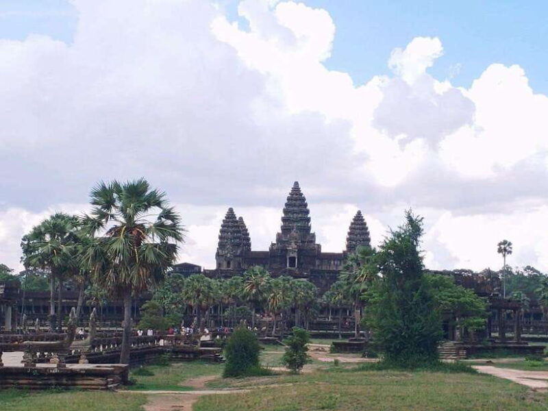 Angkor Wat, Small Circuit Private Tour with Banteay Srei - FAQ