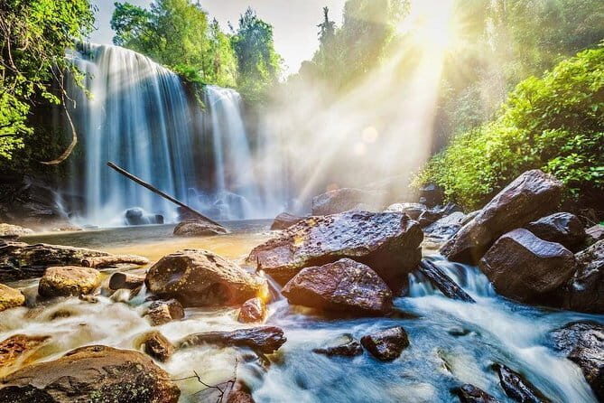 Angkor Wat Sunrise, Bayon, Ta Prohm & Banteay Srei In Small Group - Who Would Love This Tour?