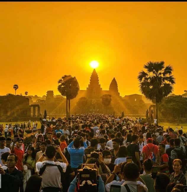 Angkor Wat Sunrise Private Jeep Tour - Key Points