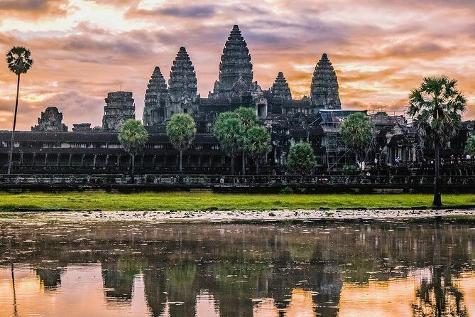 Angkor Wat Sunrise Private Tour by Tuk Tuk - What Makes This Tour Stand Out?