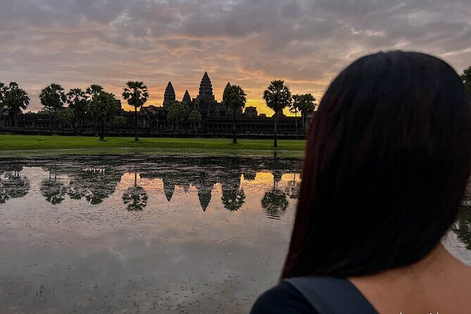 Angkor Wat Sunrise Small Group Tour with Breakfast - Who Should Consider This Tour?