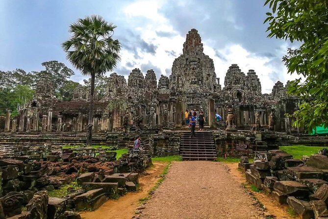 Angkor Wat Sunrise Tour with Small - Group and Guide tours - FAQs