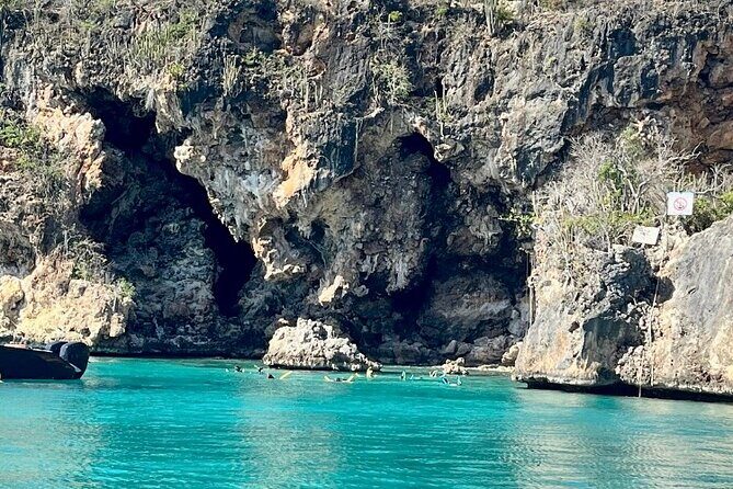 Anguilla Based: 2-Hr Group Snorkel at Little Bay Marine Park. - Key Points