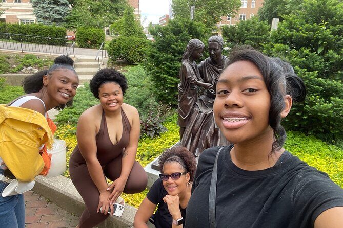 Ann Arbor Scavenger Hunt Interactive Walking Tour - Key Points