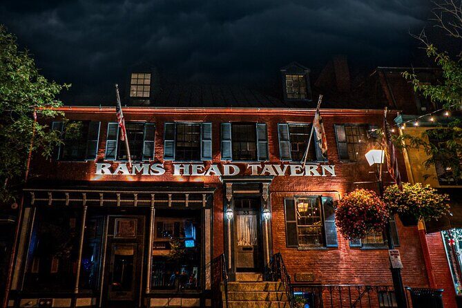 Annapolis Ghost Tours Boos & Booze Haunted Pub Crawl - What Makes This Tour Stand Out?