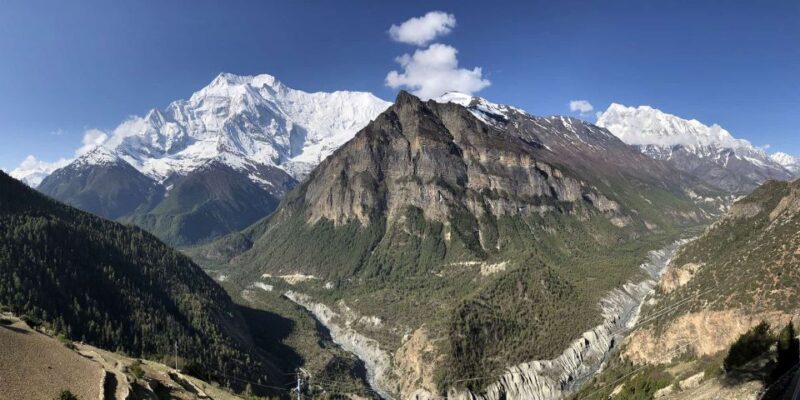 Annapurna Circuit Trek: Short 10 Days Full Board Package - The Experience and Why It Matters