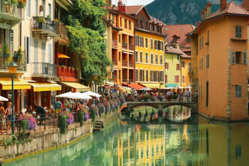 Annecy: 2-hour Best Intro Walking Tour with a Local - The Drawbacks and Considerations