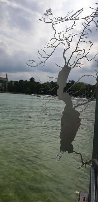 Annecy: enjoy an unforgettable city tour with a native guide - Key Points