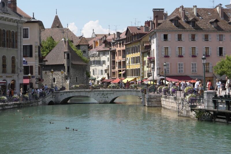 Annecy Private Guided Tour from Geneva - A Deep Dive into the Experience