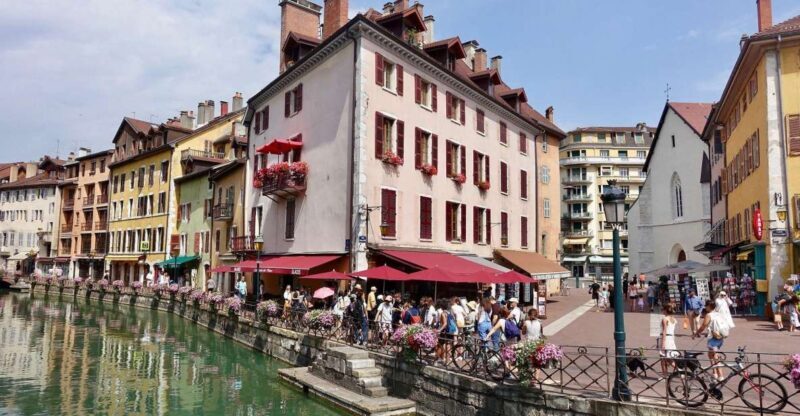 Annecy: Private Guided Walking Tour - The Sum Up
