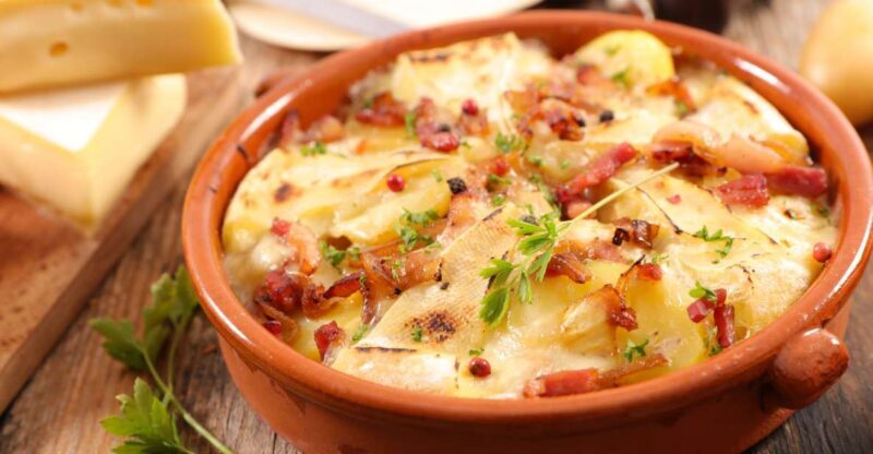 Annecy: Traditional Food Group Walking Tour - Who Should Consider This Tour?