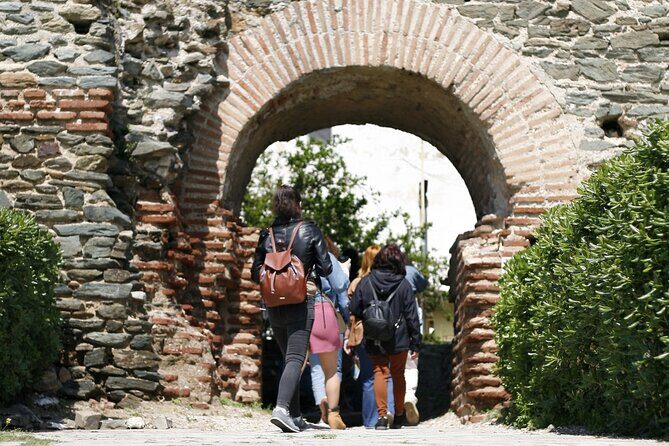 Ano Poli: A walking tour in Thessaloniki's colorful Old Town - Authenticity and Value