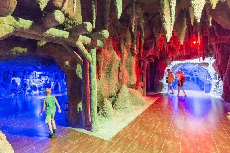 Antalya: Aquarium and Wax Museum Entry Ticket - A Deep Dive into the Antalya Aquarium and Wax Museum
