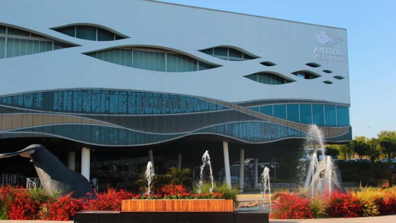 Antalya: Aquarium, Wax Museum, Snow World & Wild Park Ticket - Snow World and Wild Park: A Touch of Cold and Wilderness