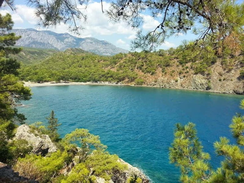 Antalya/Kemer Megastar Boat Trip w/Lunch & Hotel Pickup - Detailed Breakdown of the Itinerary