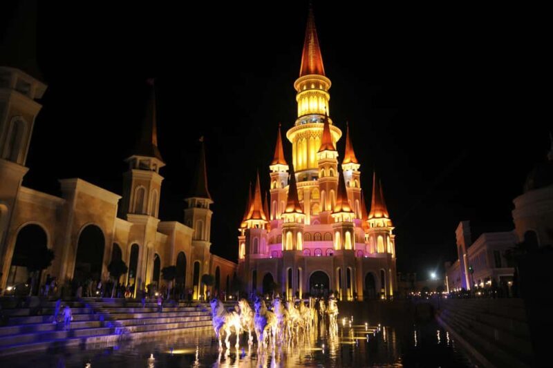 Antalya/Side/Alanya: Land of Legends Night Show w/Shopping - Key Points