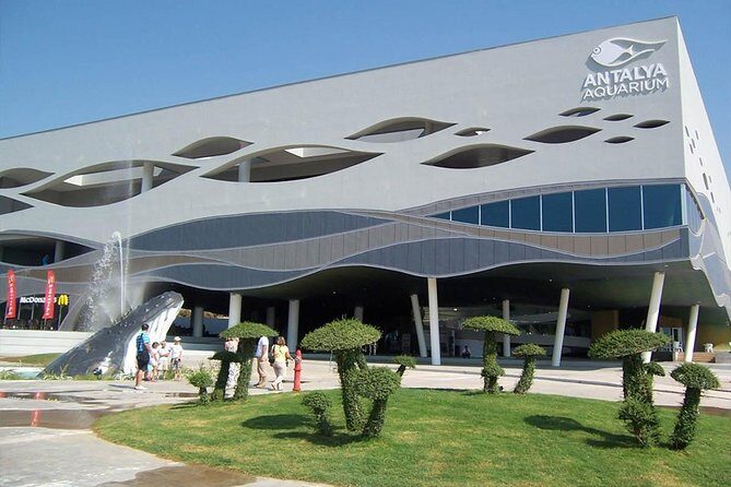 Antalya Tunnel Aquarium - Departure from Side - Key Points