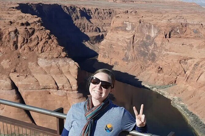 Antelope Canyon and Horseshoe Bend Daily Tour from Flagstaff - Key Points