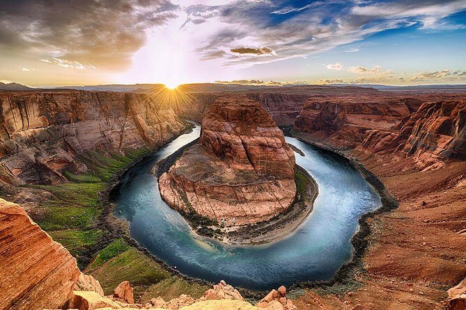 Antelope Canyon and Horseshoe Bend Day Tour from Flagstaff - Key Points