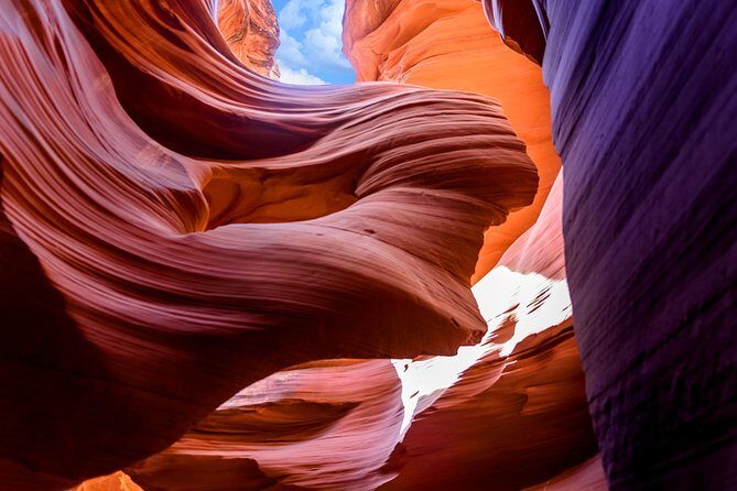 Antelope Canyon and Horseshoe Bend Small Group Tour from Vegas - The Sum Up